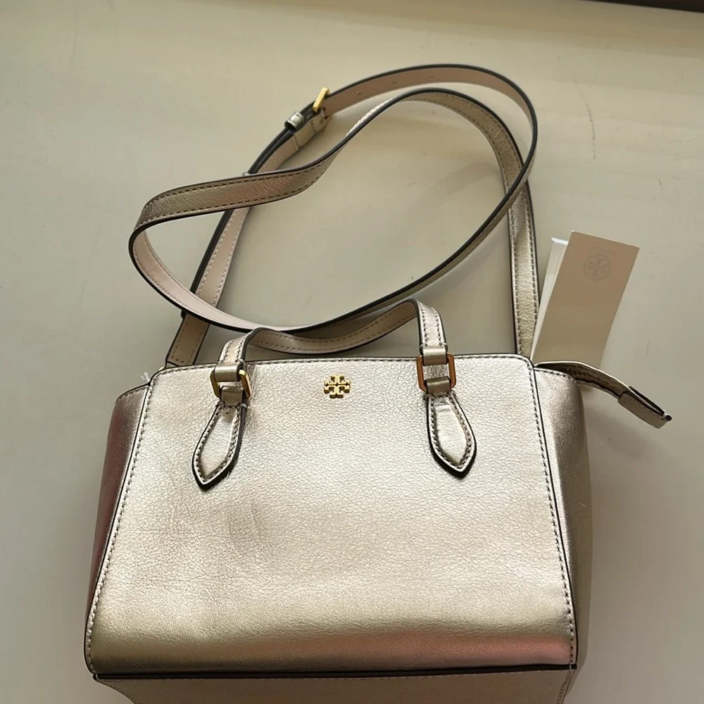 New Tory Burch Leather Bag. Gold. Dust Bag Included.